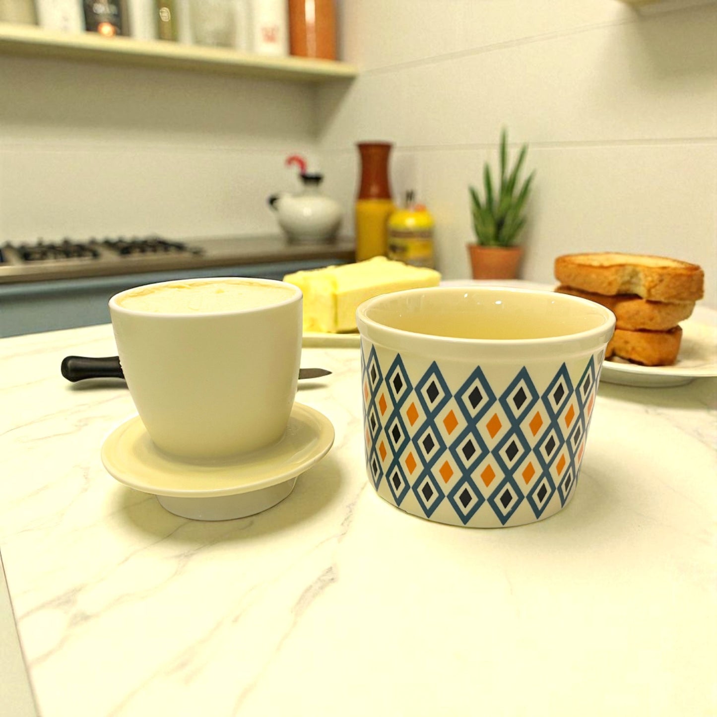 French Ceramic Butter Crock with Lid for Countertop - Retro Diamond